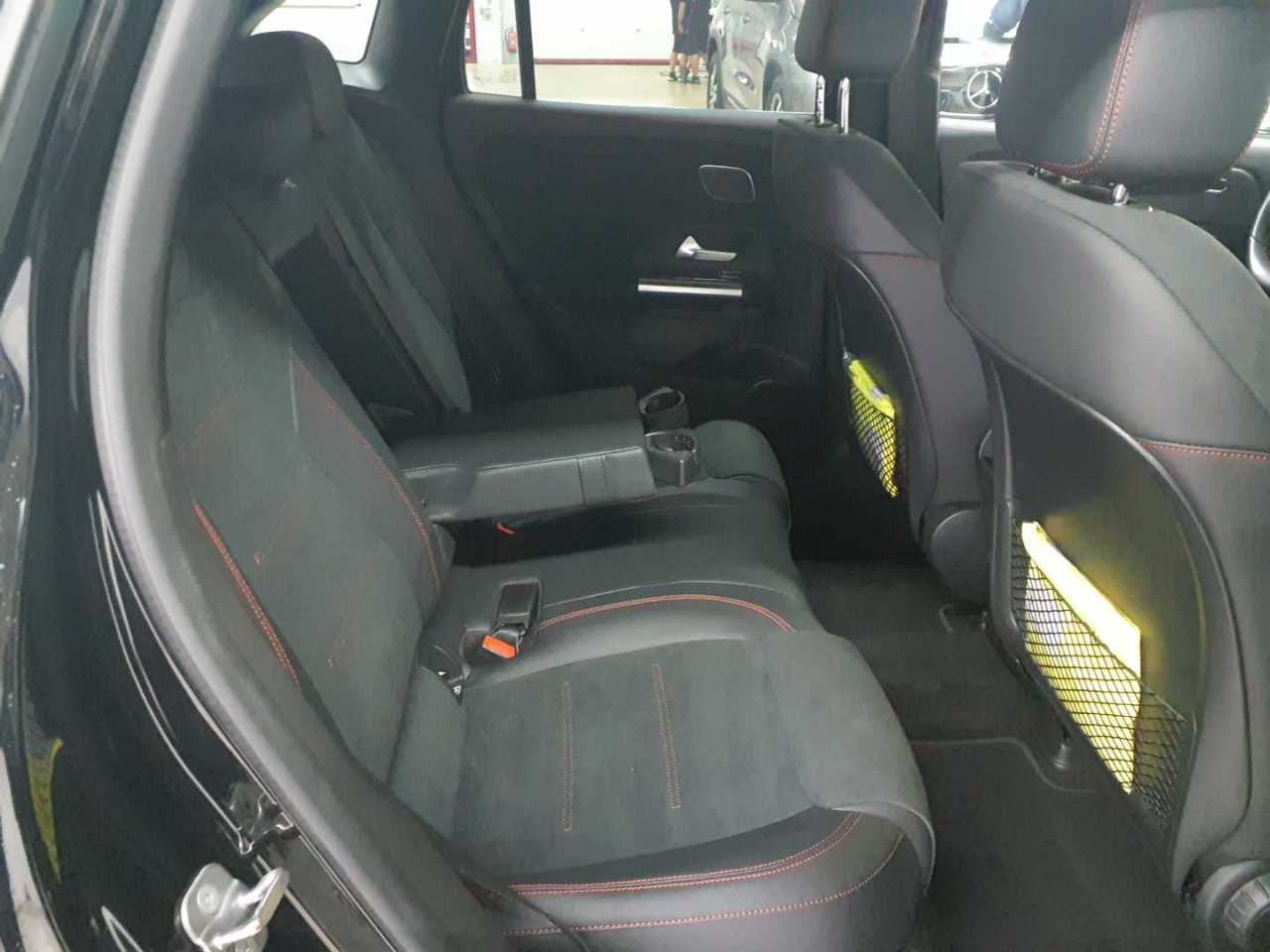 Mercedes-Benz EQA 250 AMG Line 13