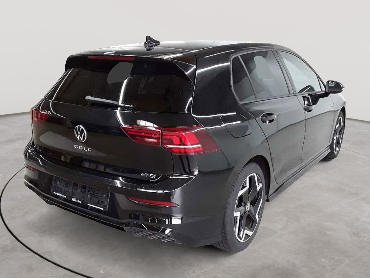 Vw Golf 1.5 eTSI OPF DSG R-Line 4