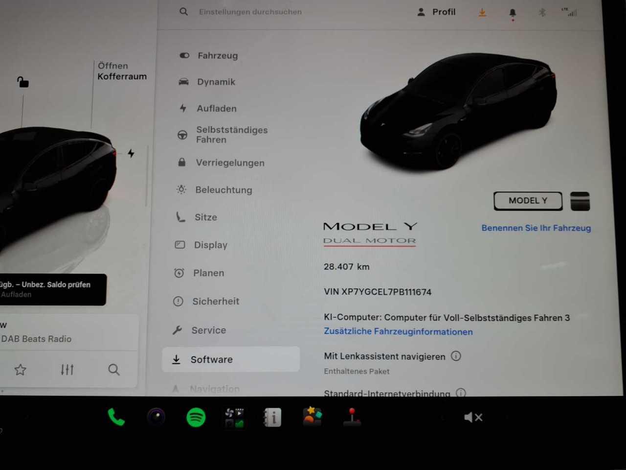Tesla Model Y Performance Dual Motor AWD 11