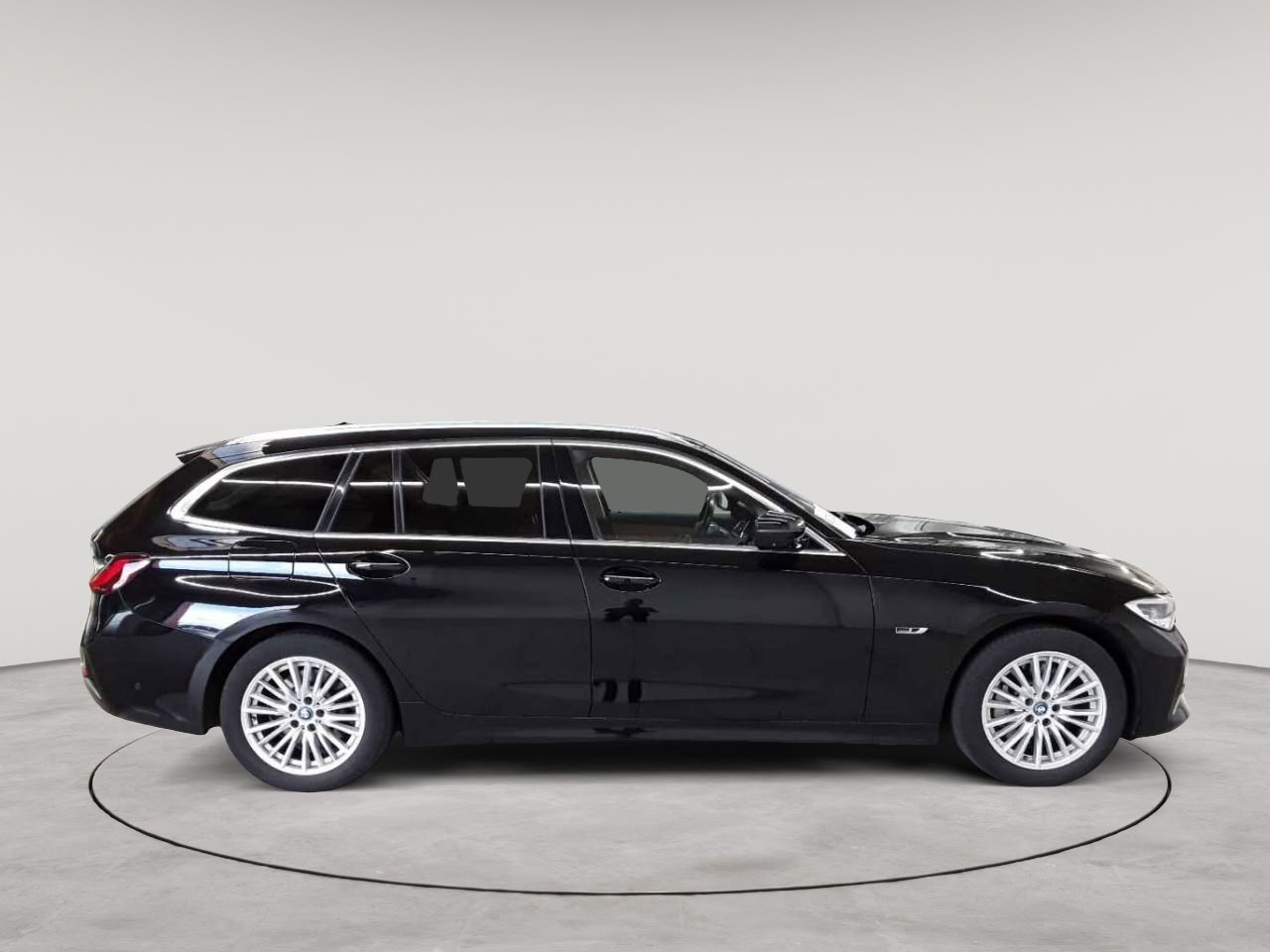 BMW 330e Touring Aut. Luxury Line 3