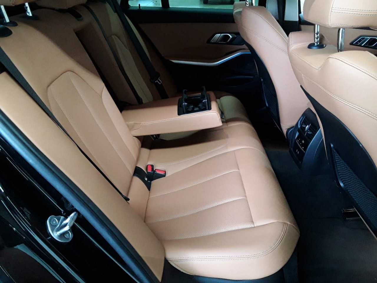 BMW 330e Touring Aut. Luxury Line 14
