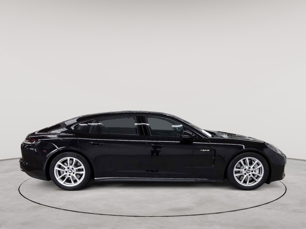 Porsche Panamera 4 E-Hybrid Executive 3