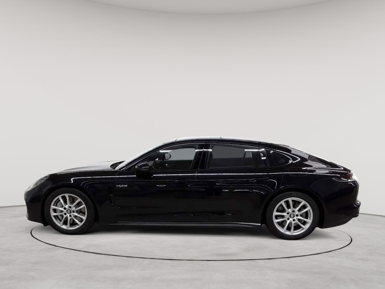 Porsche Panamera 4 E-Hybrid Executive 6