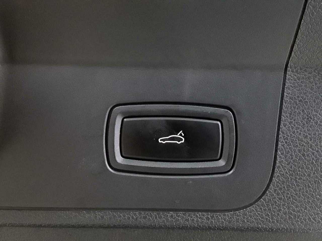 Porsche Panamera 4 E-Hybrid Executive 20