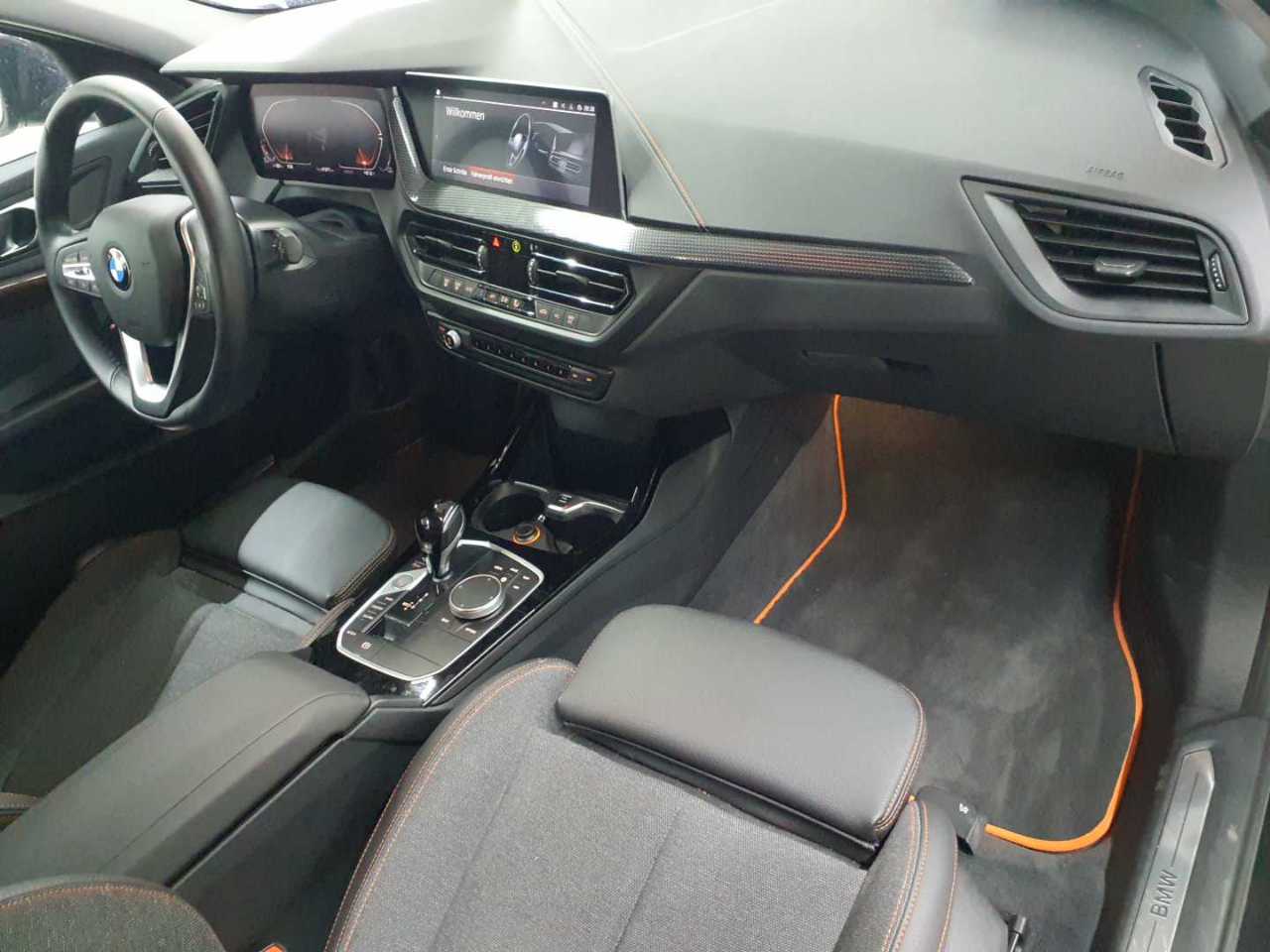 Bmw 118d Aut. Sport Line 9