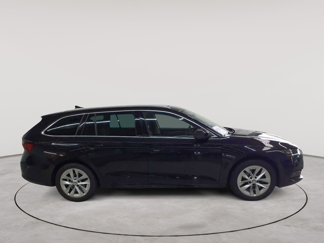Skoda Octavia Combi 2.0 TDI DSG Style 3