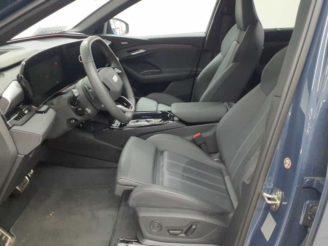 Audi Q6 e-tron quattro 8