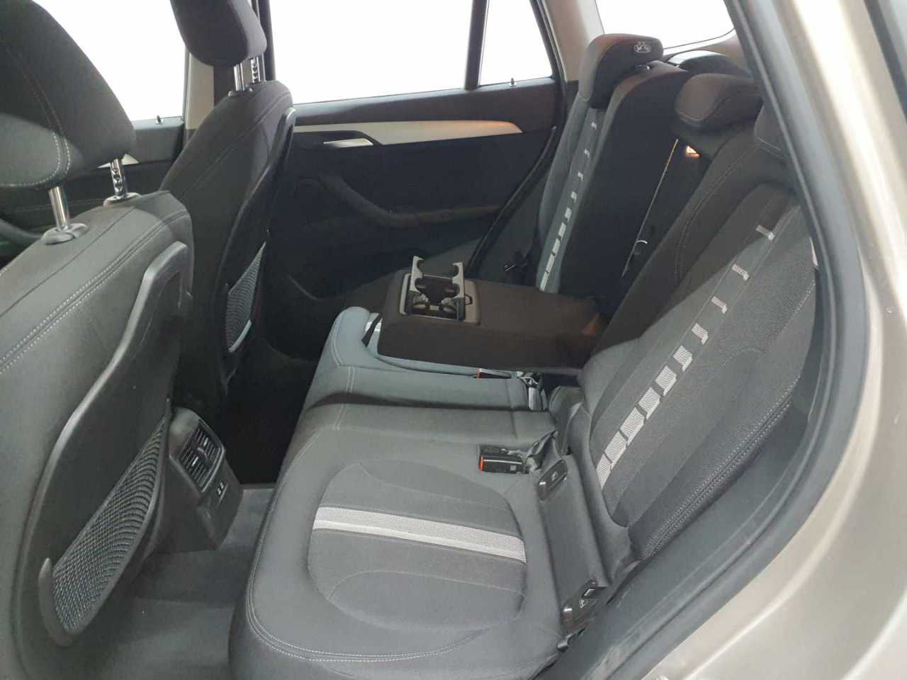 Bmw X1 xDrive25e Advantage 13