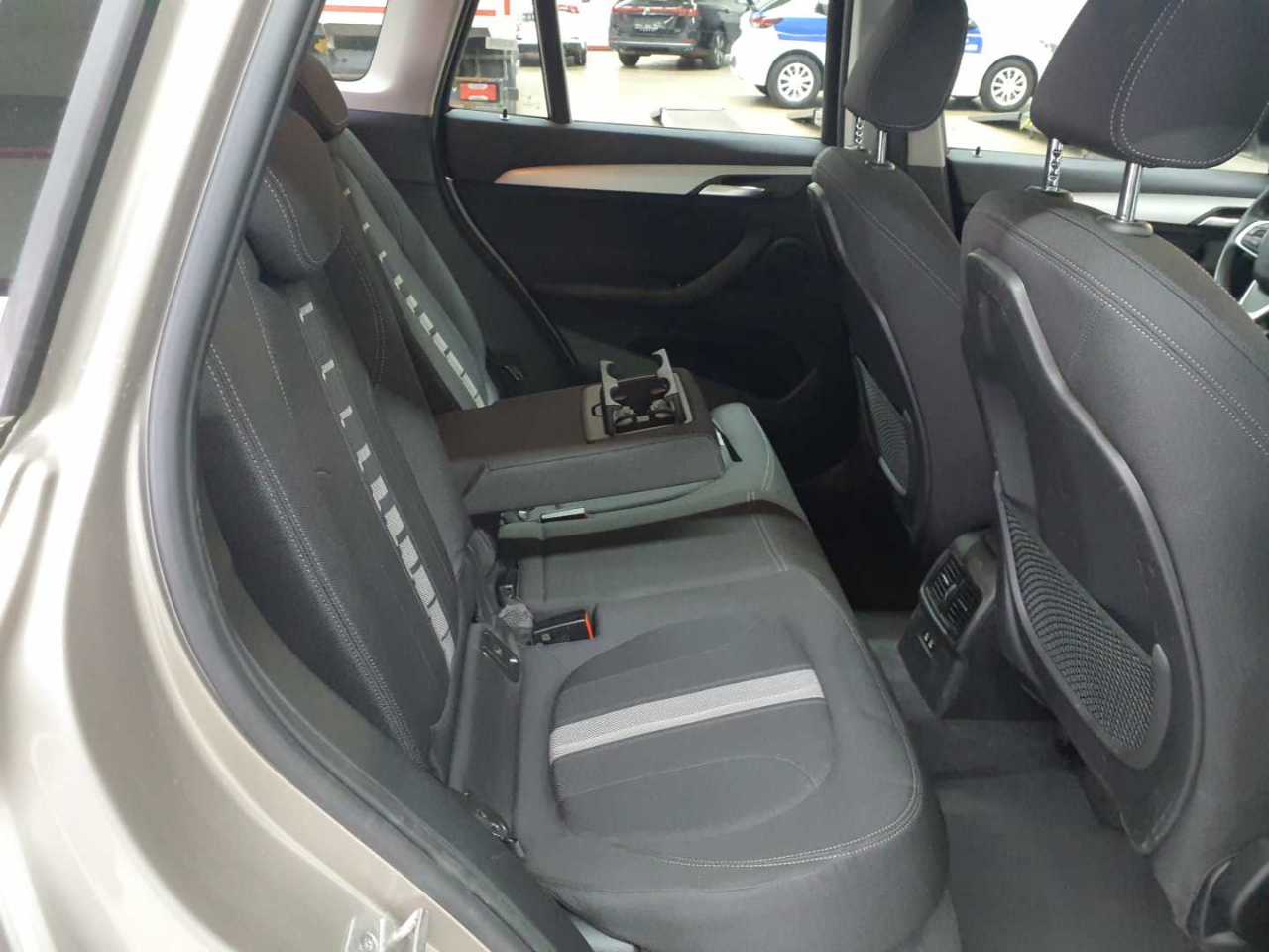 Bmw X1 xDrive25e Advantage 14