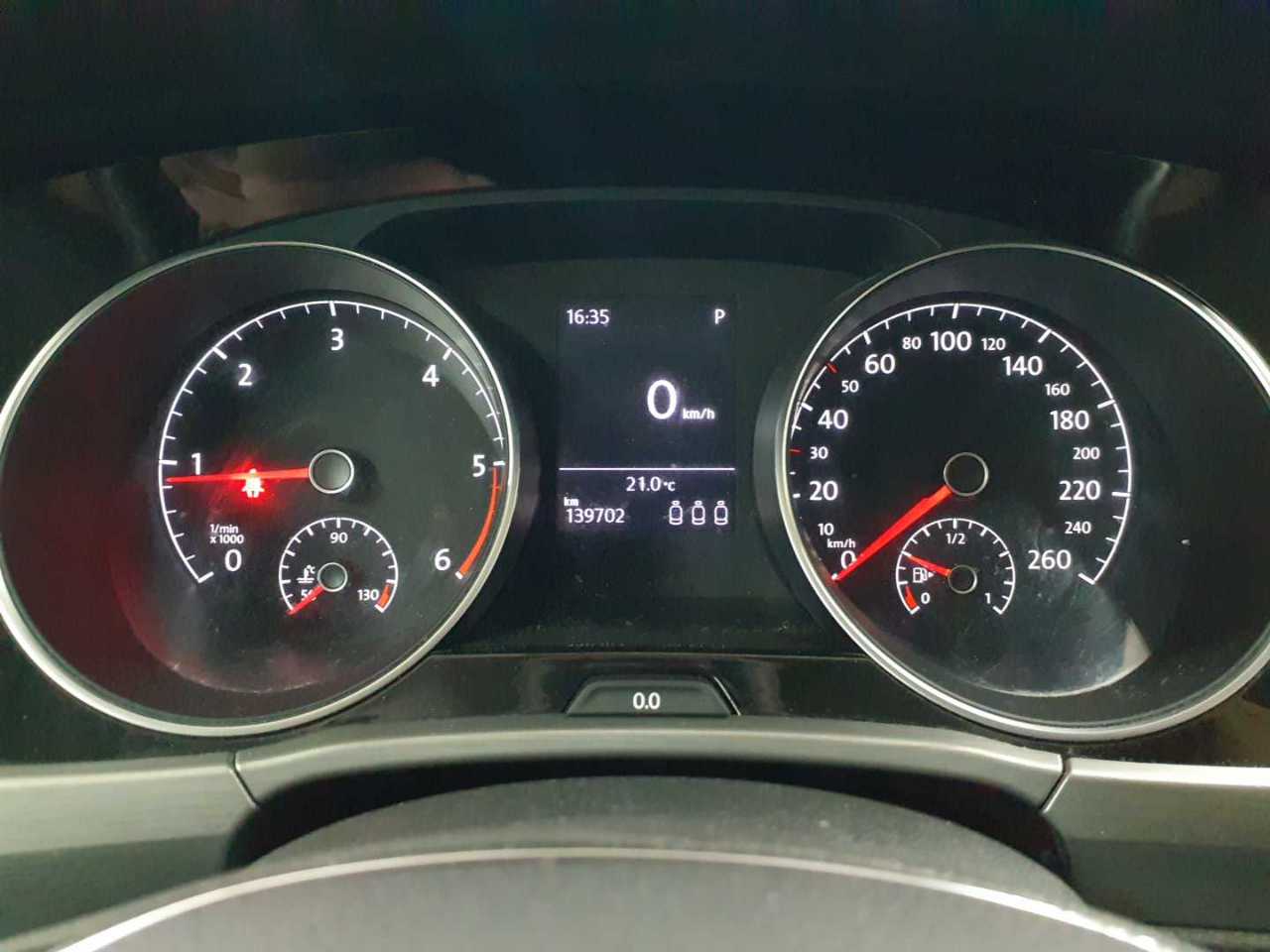 Vw Touran 2.0 TDI SCR DSG Comfortline 11