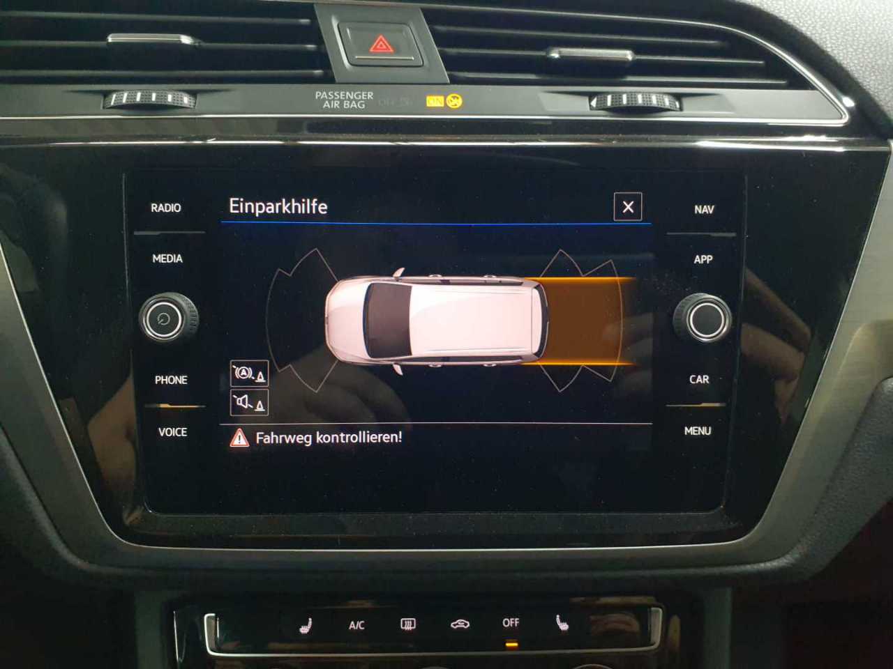 Vw Touran 2.0 TDI SCR DSG Comfortline 16