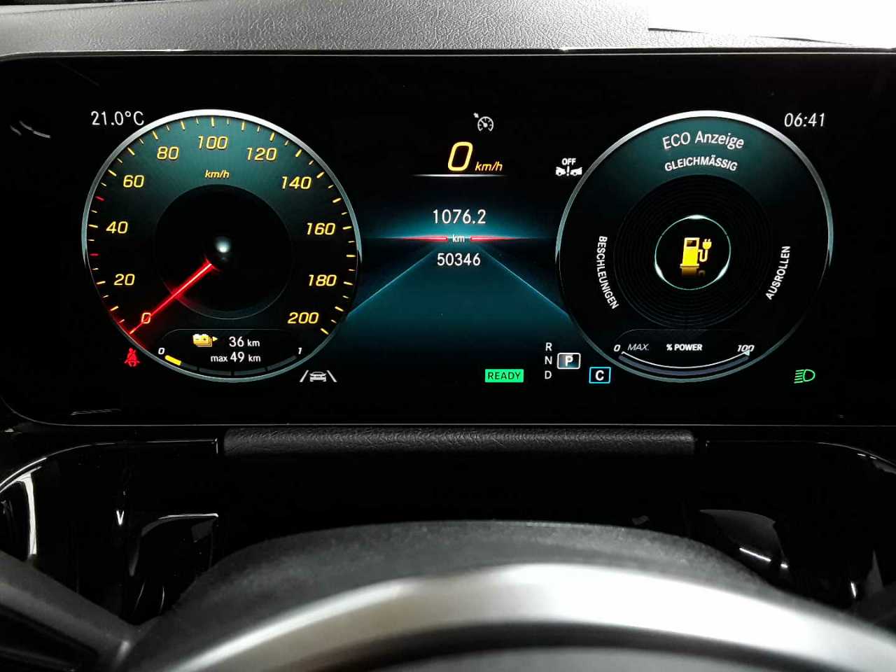 Mercedes-Benz EQA 300 4Matic Electric Art 11