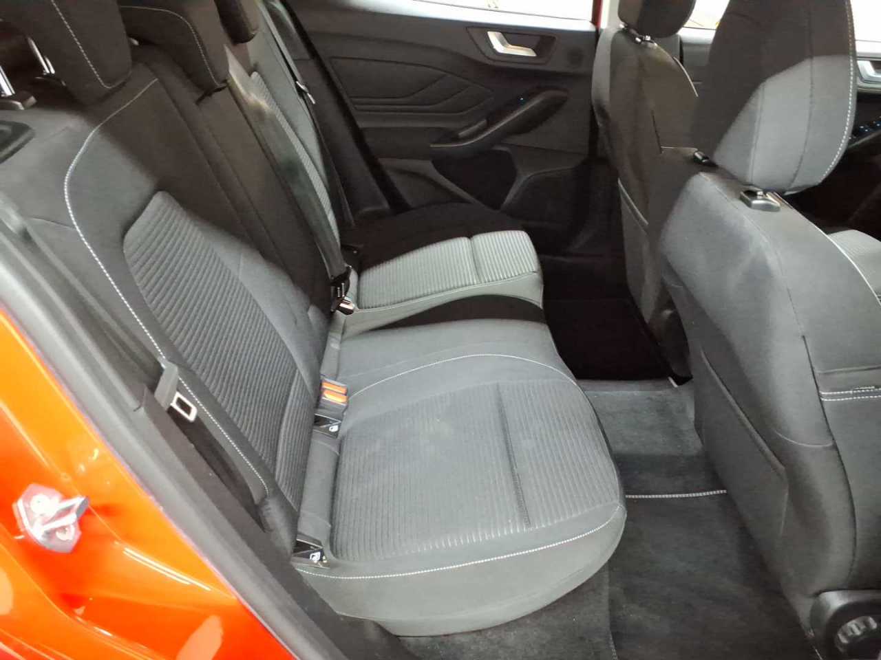 Ford Focus Turnier 1.5 EcoBlue Start-Stopp-System Aut. TITANIUM X 14