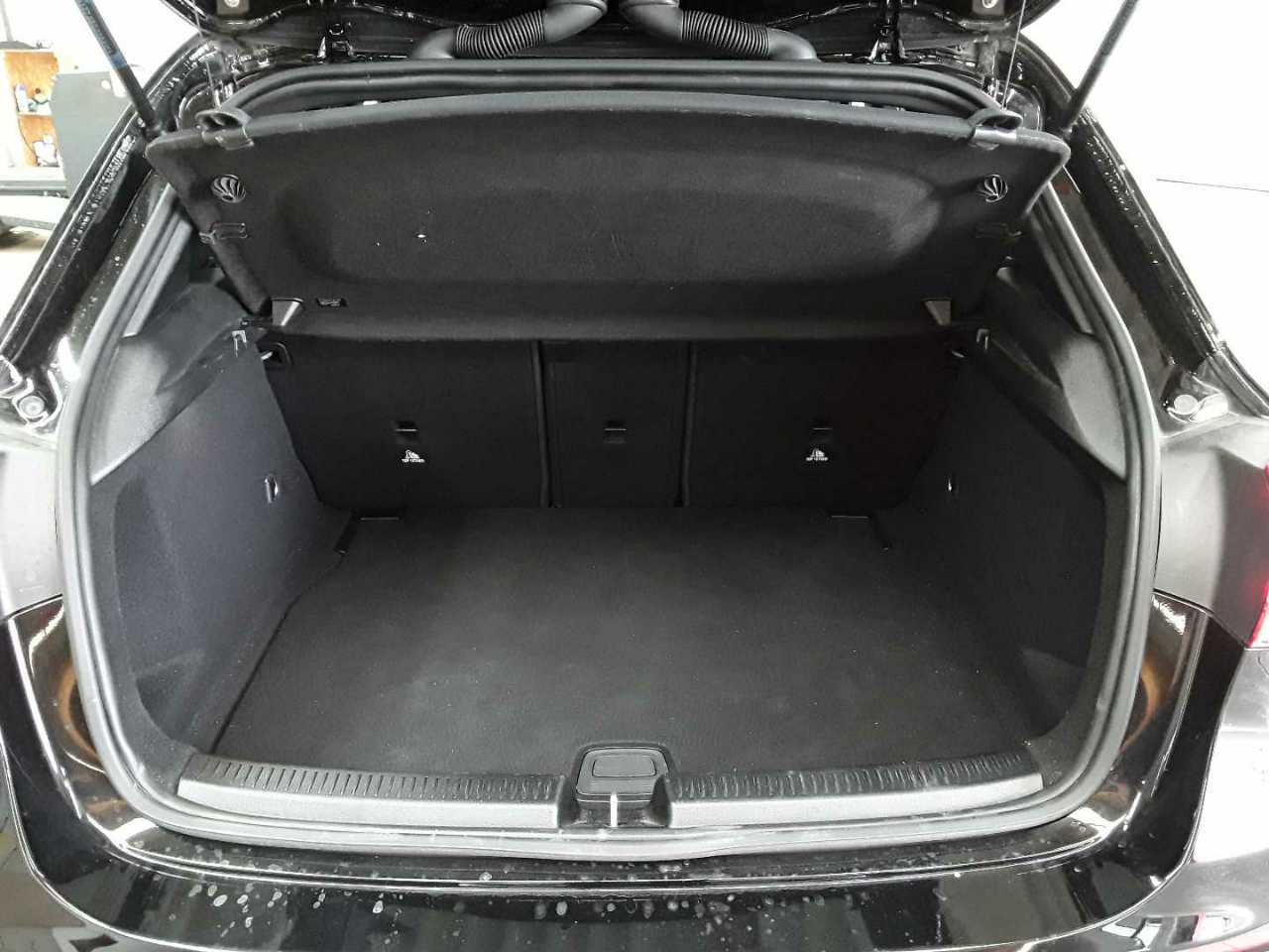 Mercedes-Benz A 200 d 8G-DCT Progressive 15
