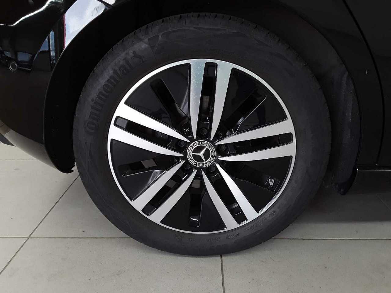 Mercedes-Benz A 200 d 8G-DCT Progressive 18