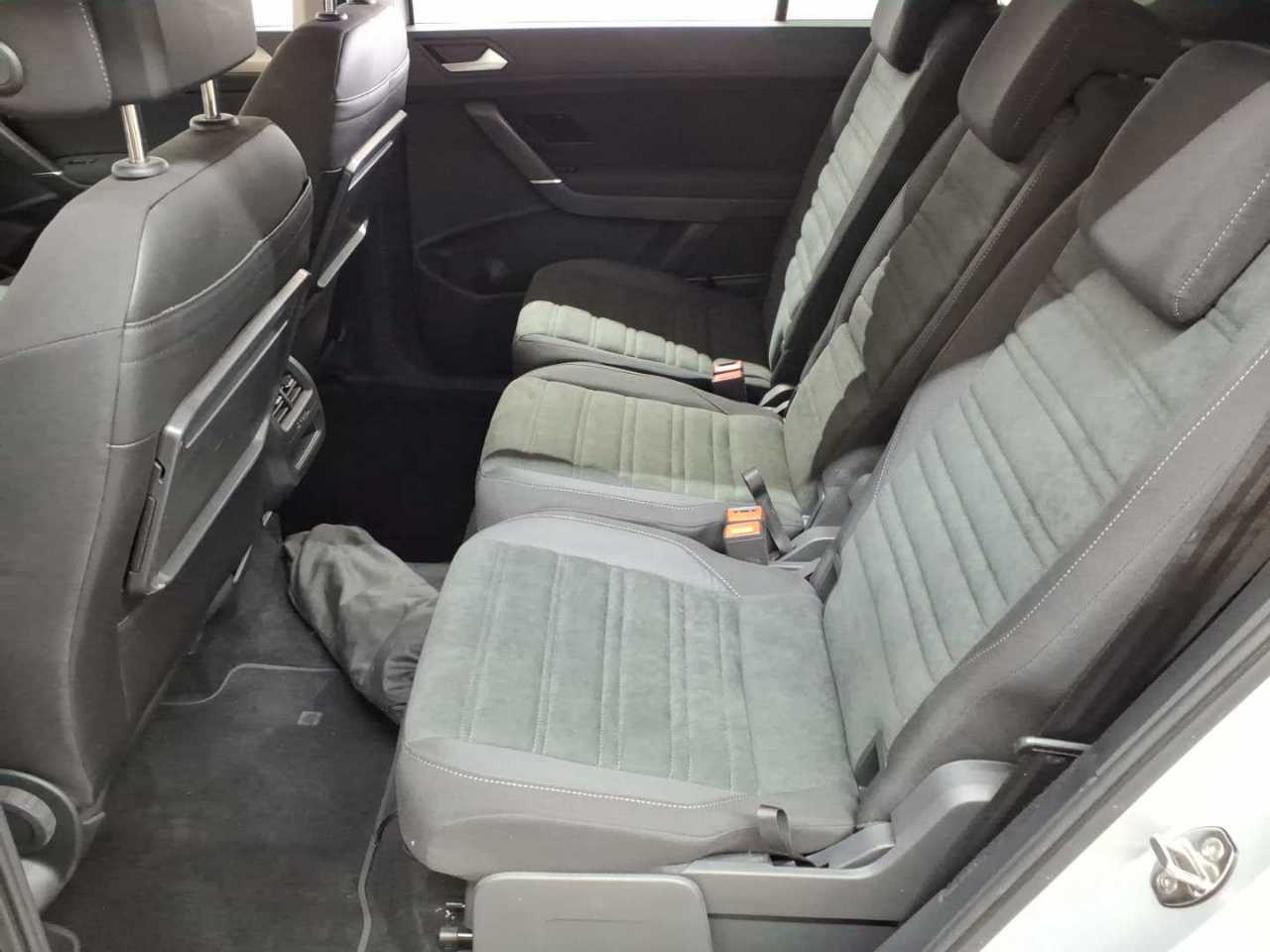 Vw Touran 2.0 TDI SCR DSG Comfortline 13