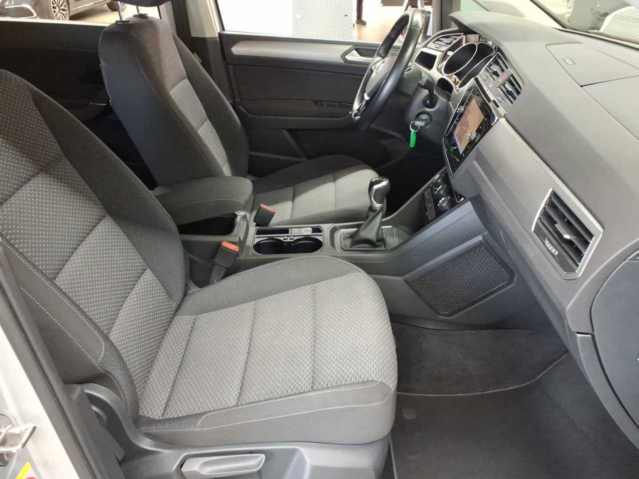 Vw Touran 2.0 TDI SCR Comfortline 8