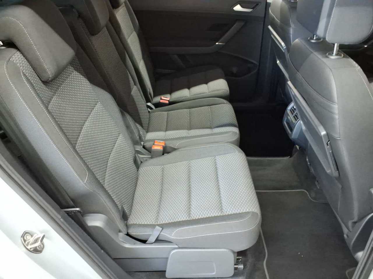 Vw Touran 2.0 TDI SCR Comfortline 14