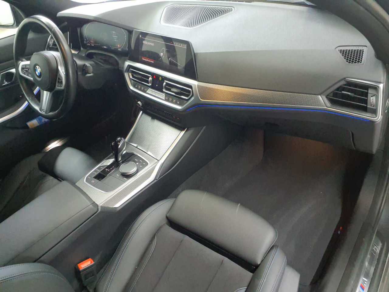 Bmw 320d Touring xDrive Aut. M Sport 9