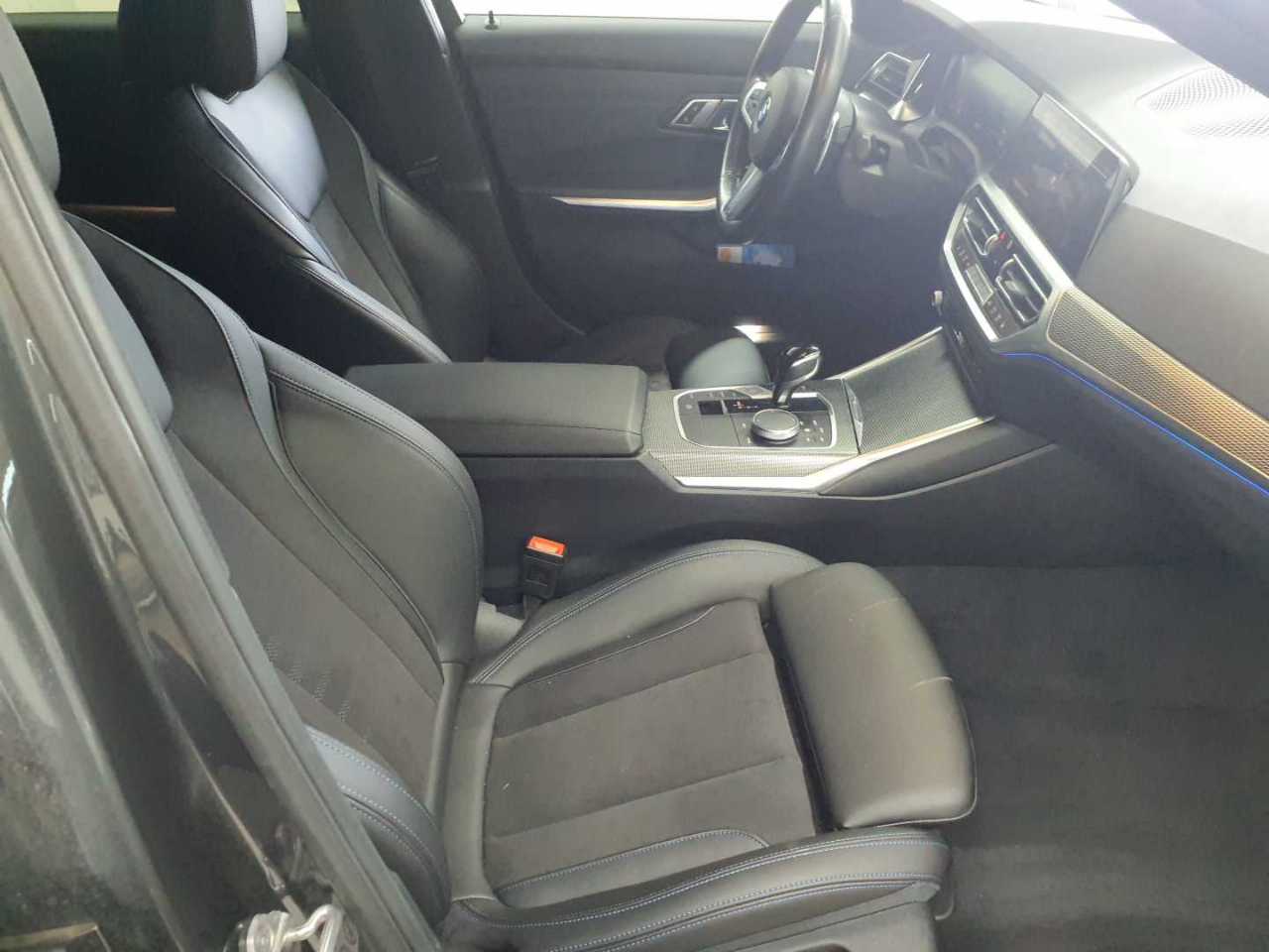 Bmw 320d Touring xDrive Aut. M Sport 8