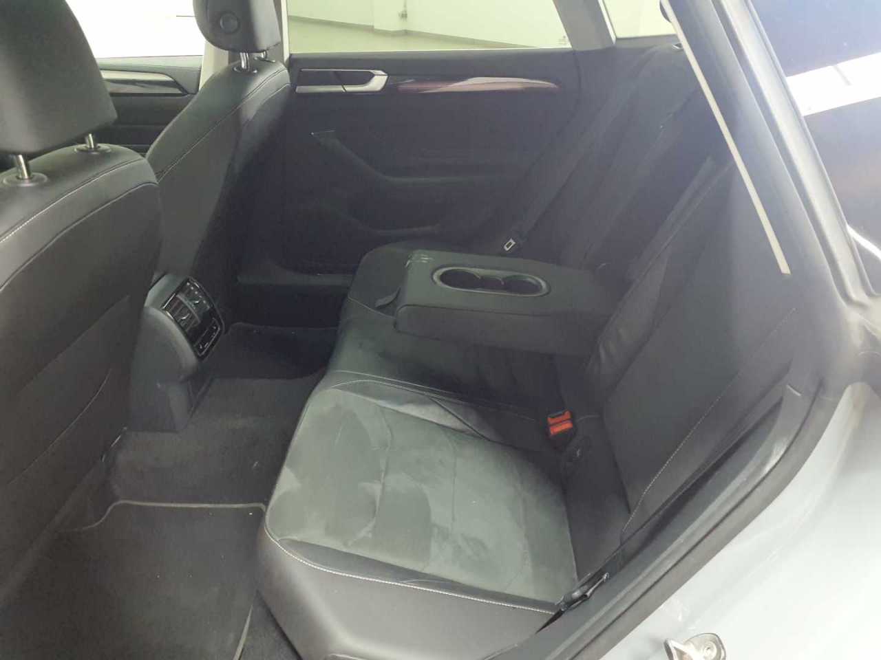 Vw Arteon Shooting Brake 2.0 TDI SCR DSG Elegance 13
