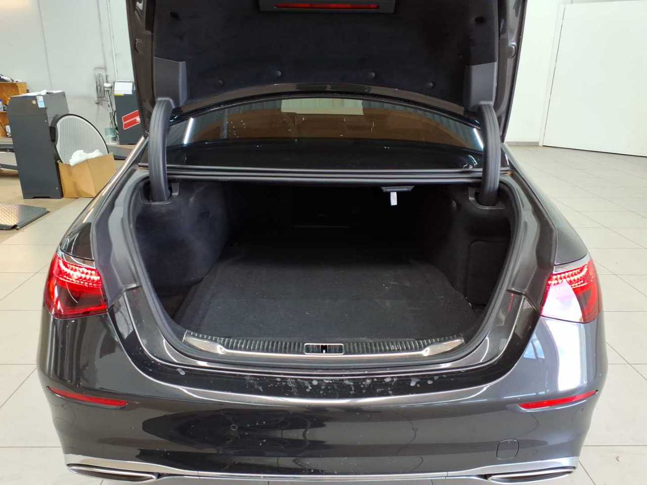 Mercedes-Benz S 580e 9G-TRONIC 15