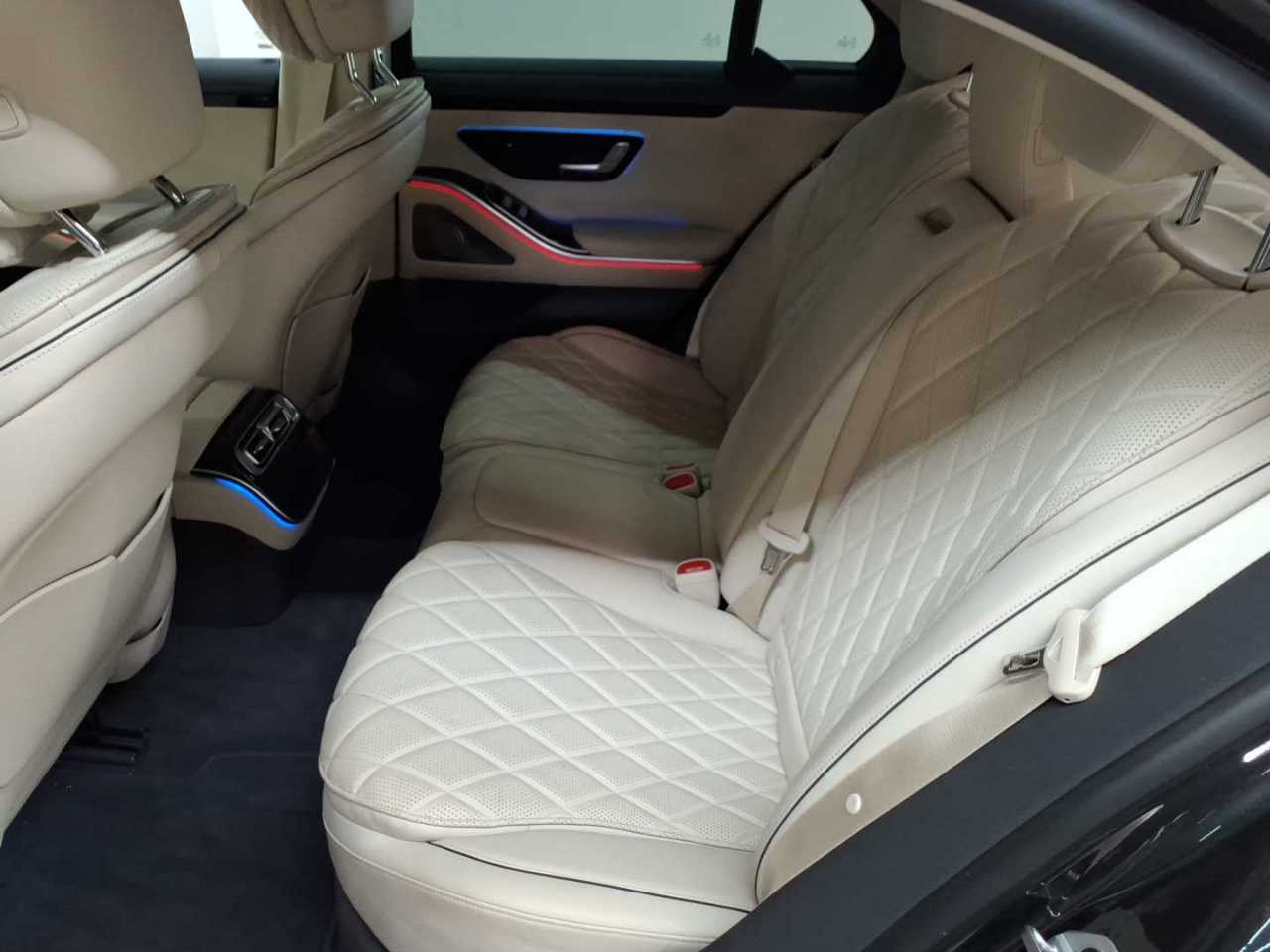 Mercedes-Benz S 580e 9G-TRONIC 13