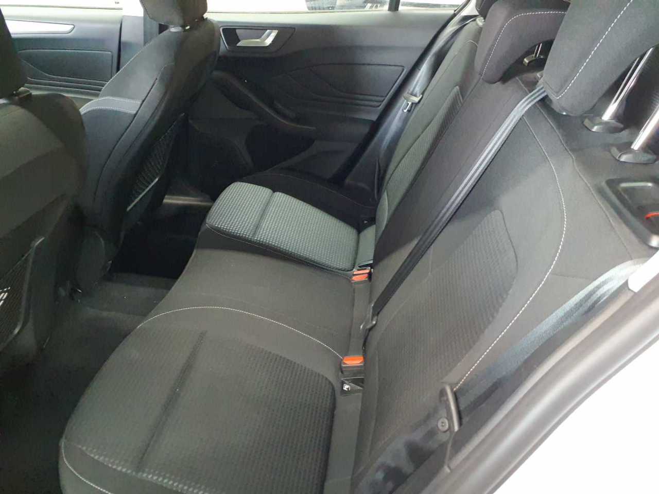 Ford Focus Turnier 1.5 EcoBlue Start-Stopp-System COOL&CONNECT 13