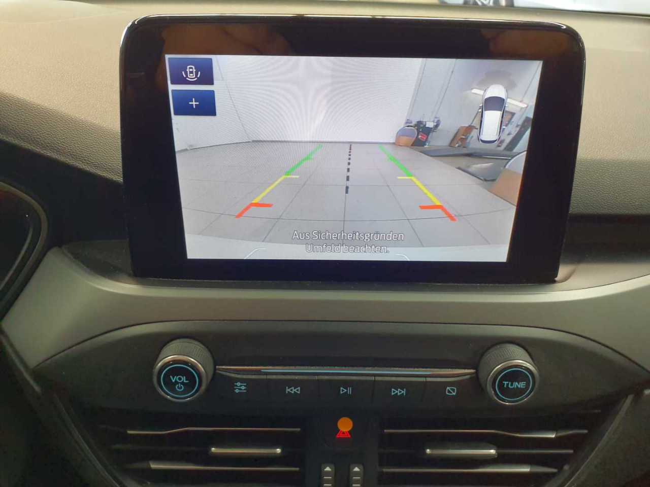 Ford Focus Turnier 1.5 EcoBlue Start-Stopp-System COOL&CONNECT 16