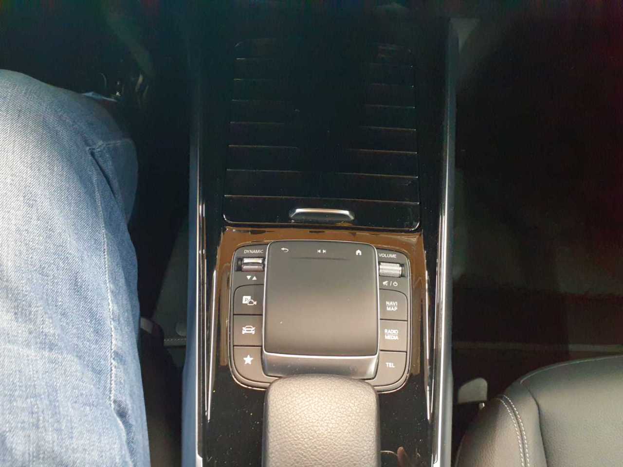 Mercedes-Benz GLB 220 d 8G-DCT Progressive 10