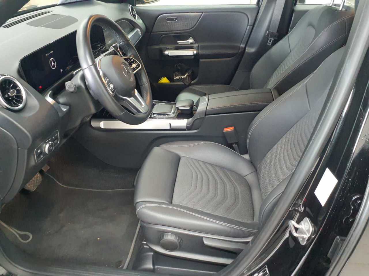 Mercedes-Benz GLB 220 d 8G-DCT Progressive 7