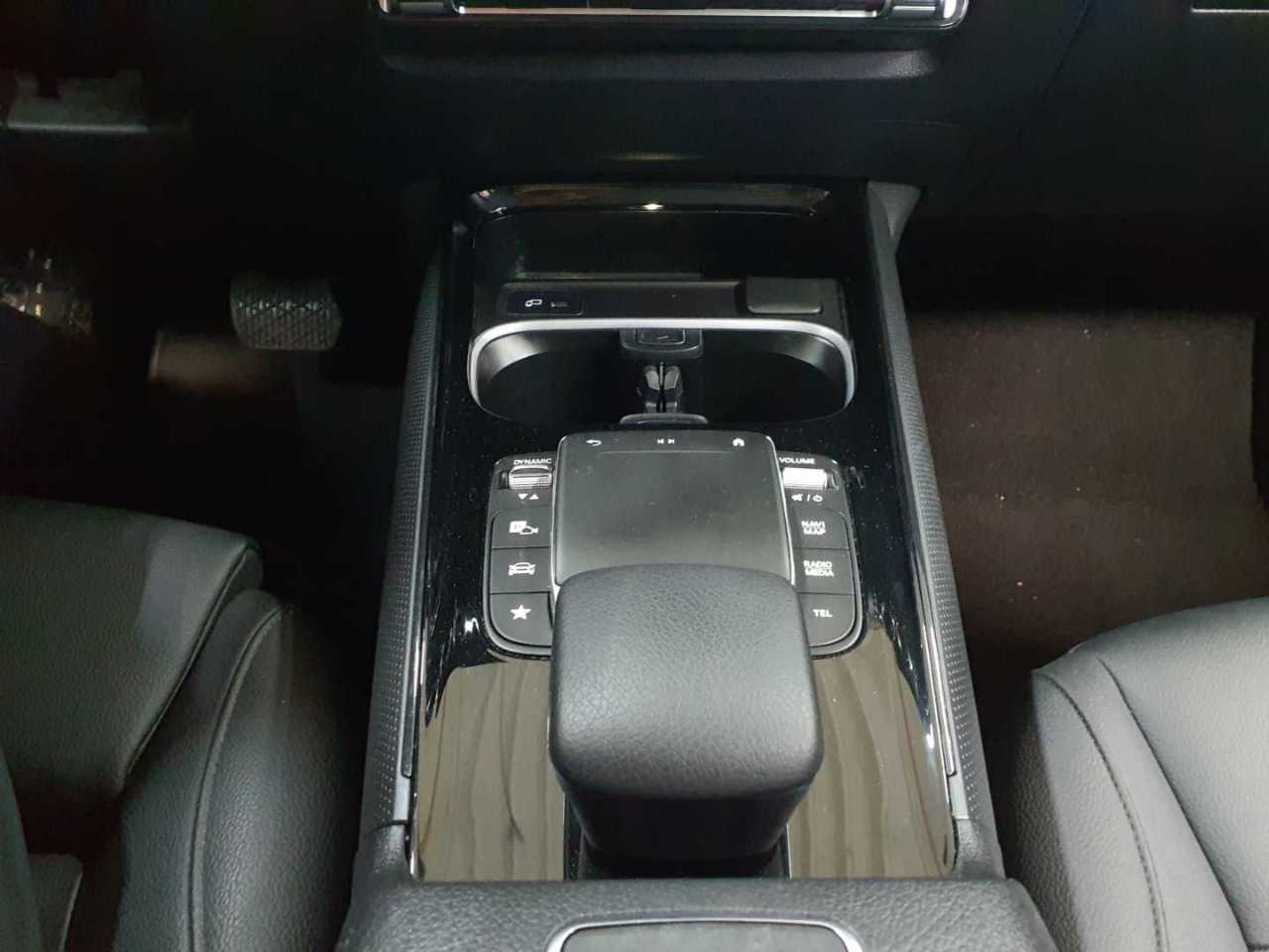 Mercedes-Benz GLB 200 d 8G-DCT Style 10