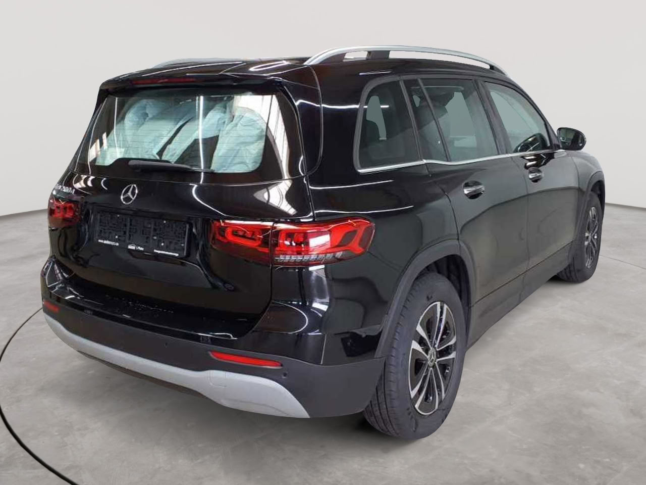 Mercedes-Benz GLB 200 d 8G-DCT Style 4