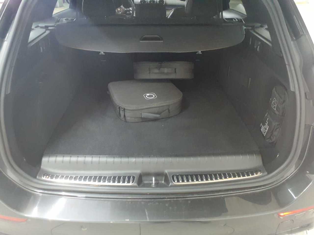 Mercedes-Benz C 300 e T 9G-TRONIC AMG Line 15