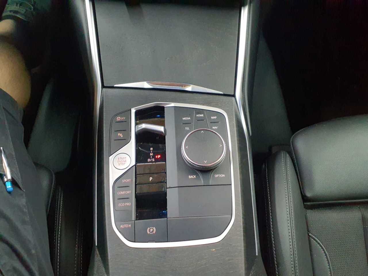 Bmw 318d Aut. 10