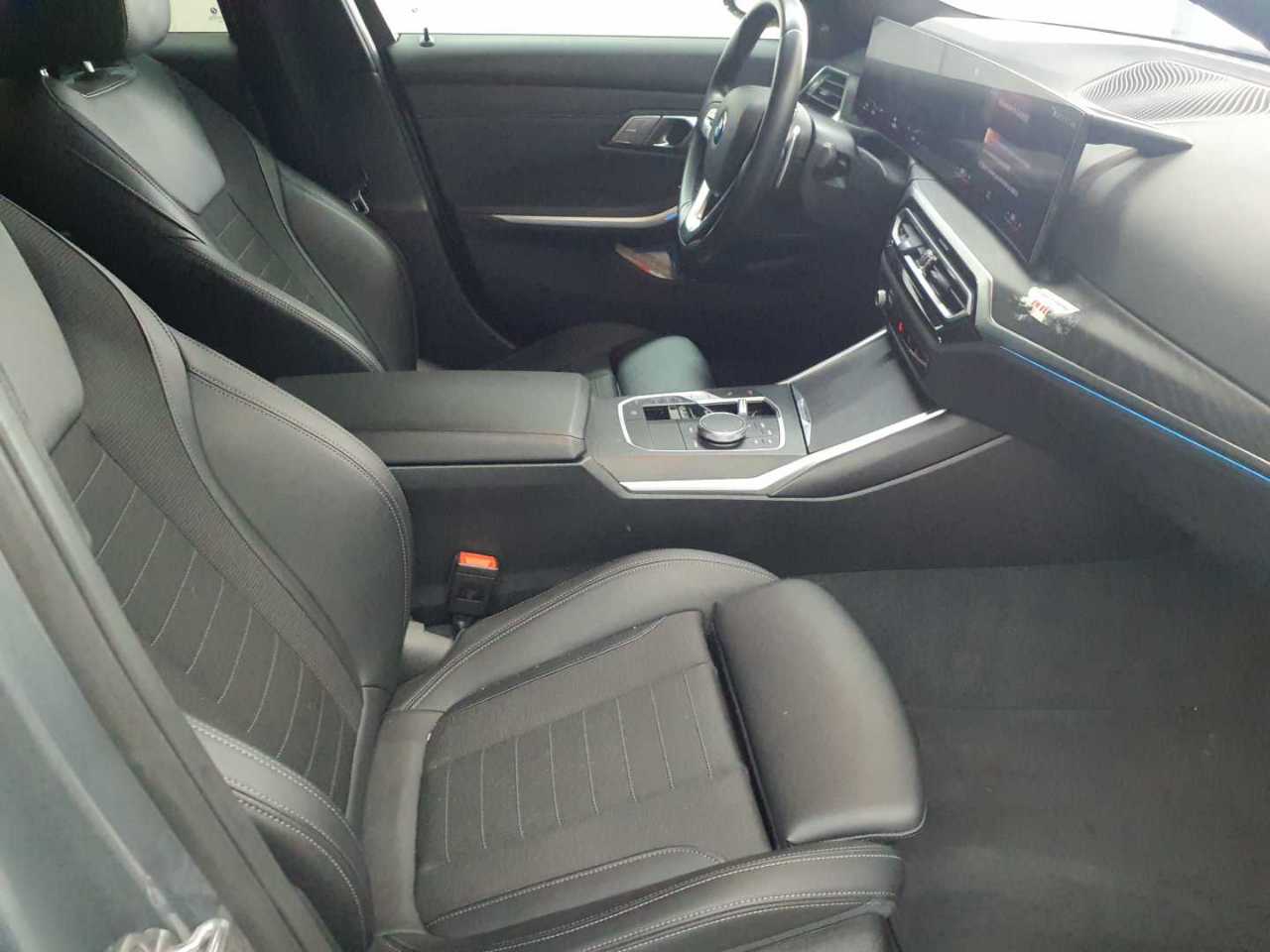 Bmw 318d Aut. 8