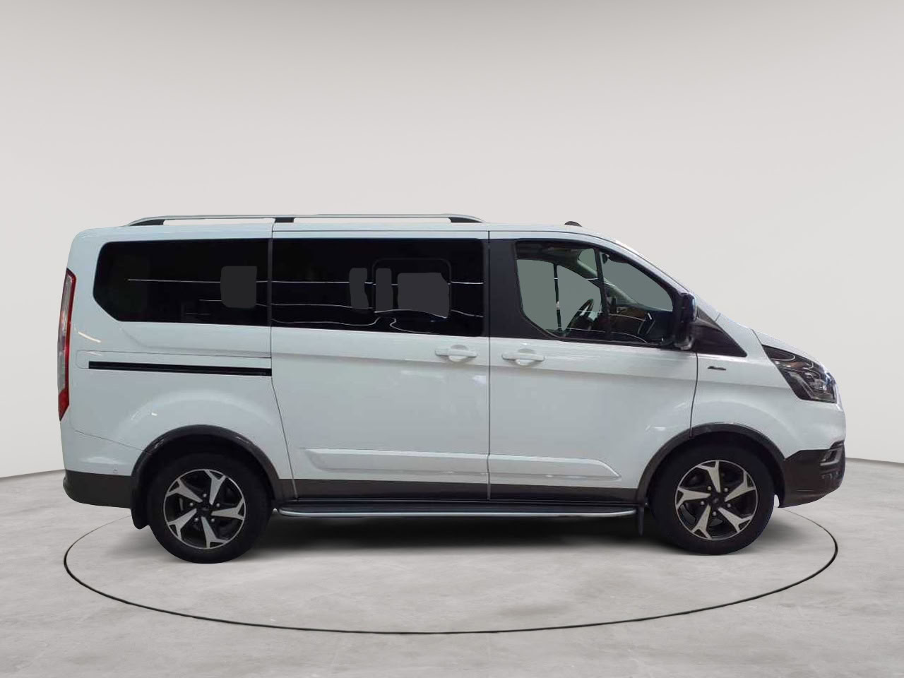 Ford Tourneo Custom 320 L1H1 VA Autm. Active 3