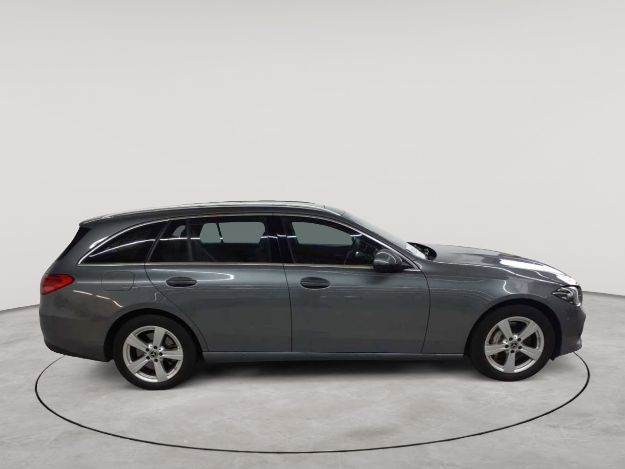 Mercedes-Benz C 300 e T 9G-TRONIC Avantgarde 3
