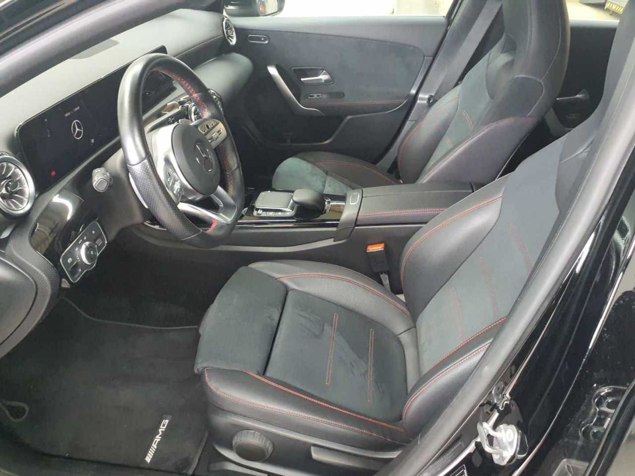 Mercedes-Benz A 220 d 4Matic 8G-DCT Advanced AMG Line 7