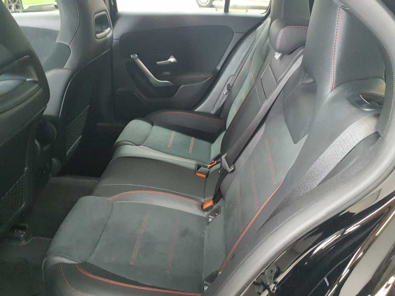 Mercedes-Benz A 220 d 4Matic 8G-DCT Advanced AMG Line 13