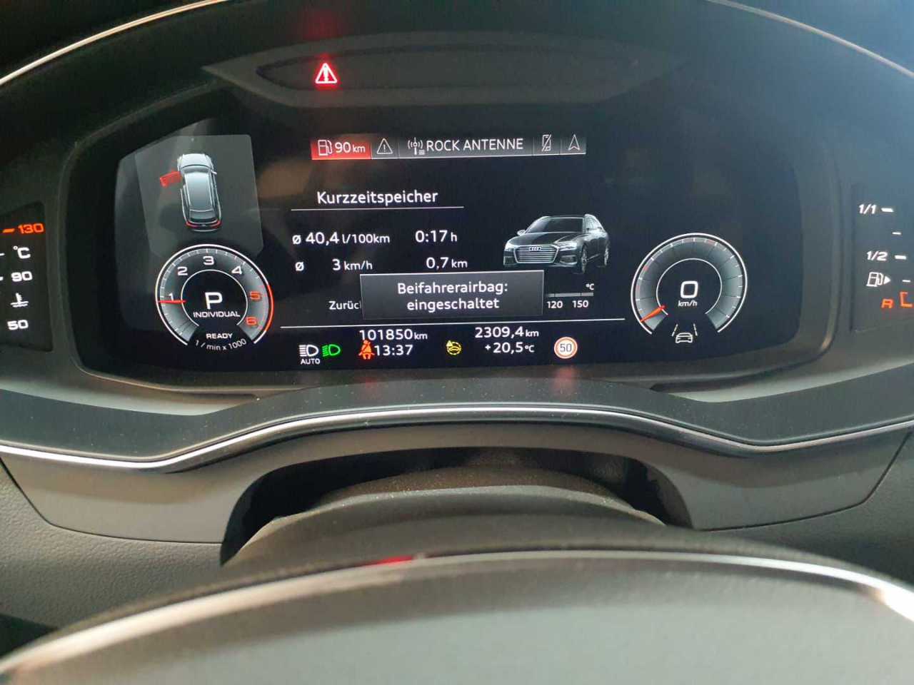 Audi A6 Avant 40 TDI S tronic 11