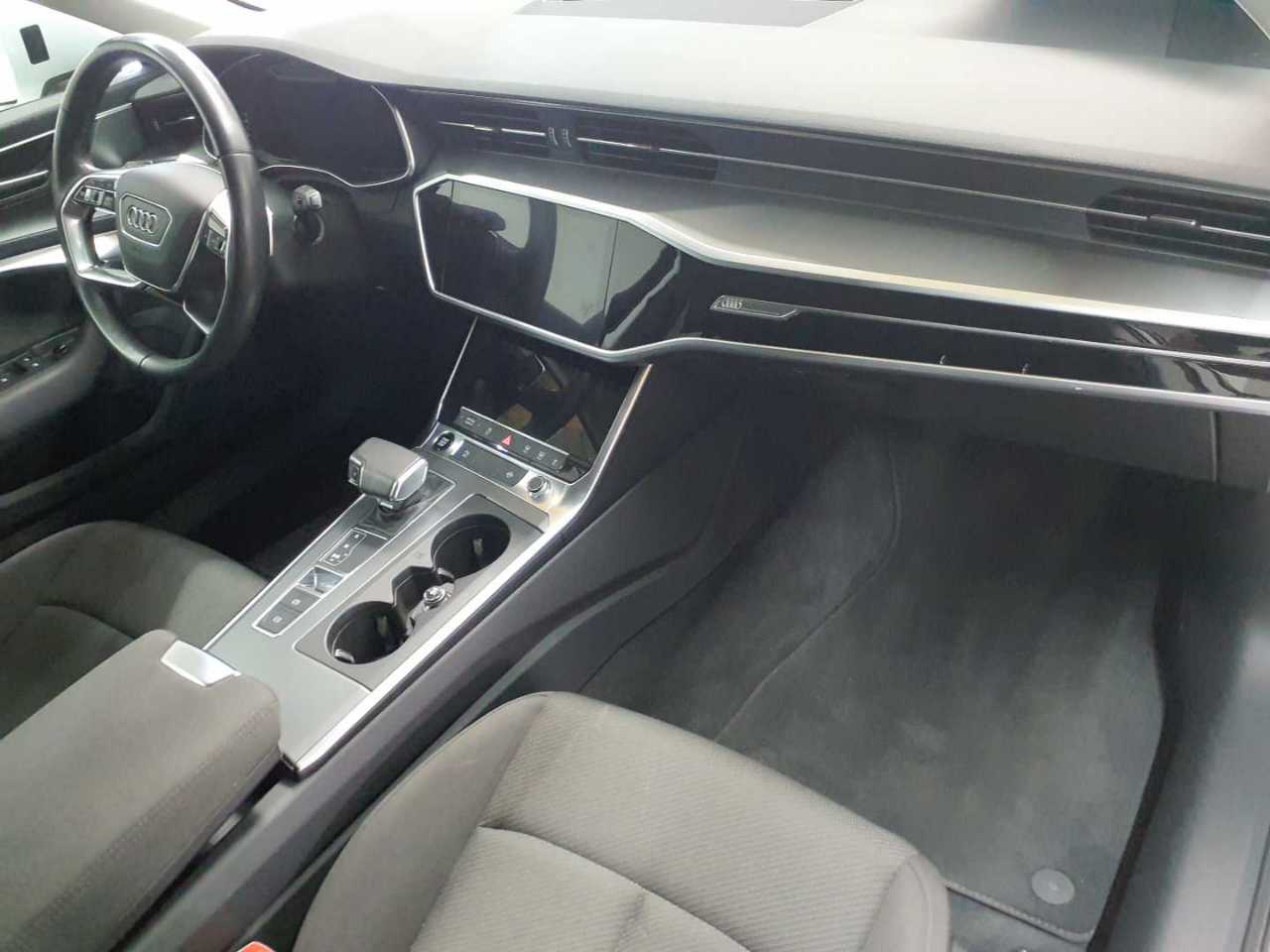 Audi A6 Avant 40 TDI S tronic 9