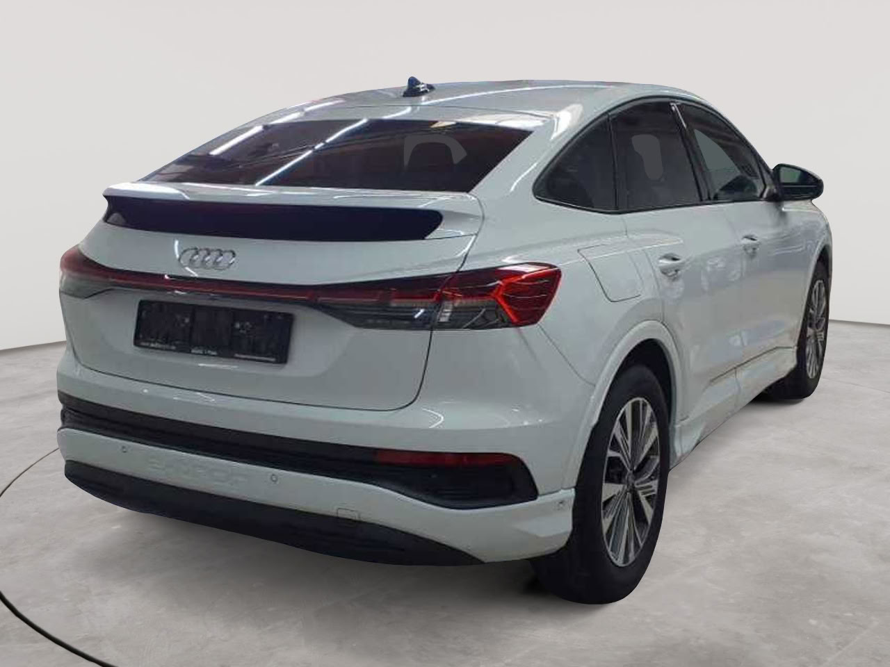 Audi Q4 e-tron 40 Sportback 4
