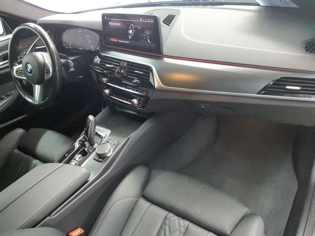 Bmw 530i Aut. 9