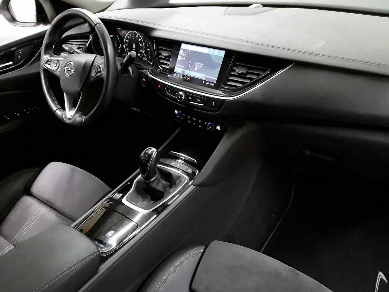 Opel Insignia Grand Sport 1.5 Diesel Elegance 9