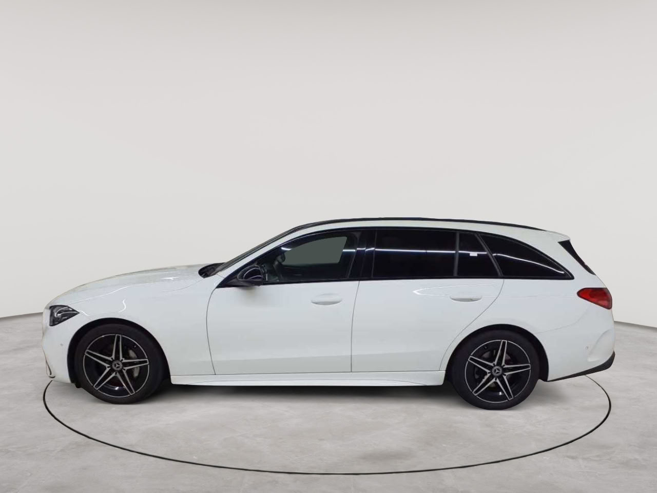 Mercedes-Benz C 220 d T 9G-TRONIC AMG Line 6