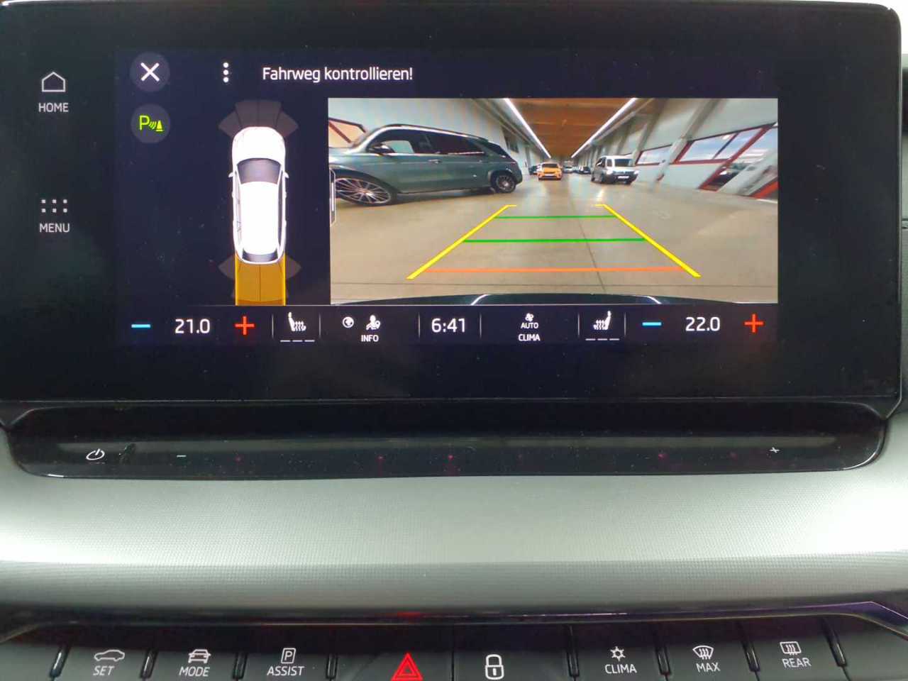 Skoda Octavia Combi 2.0 TDI DSG Clever 16
