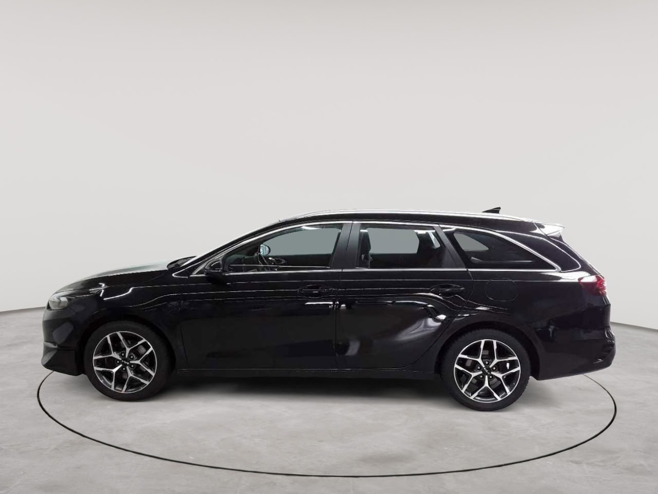 Kia Ceed SW 1.5 T-GDI DCT7 OPF Spirit 6