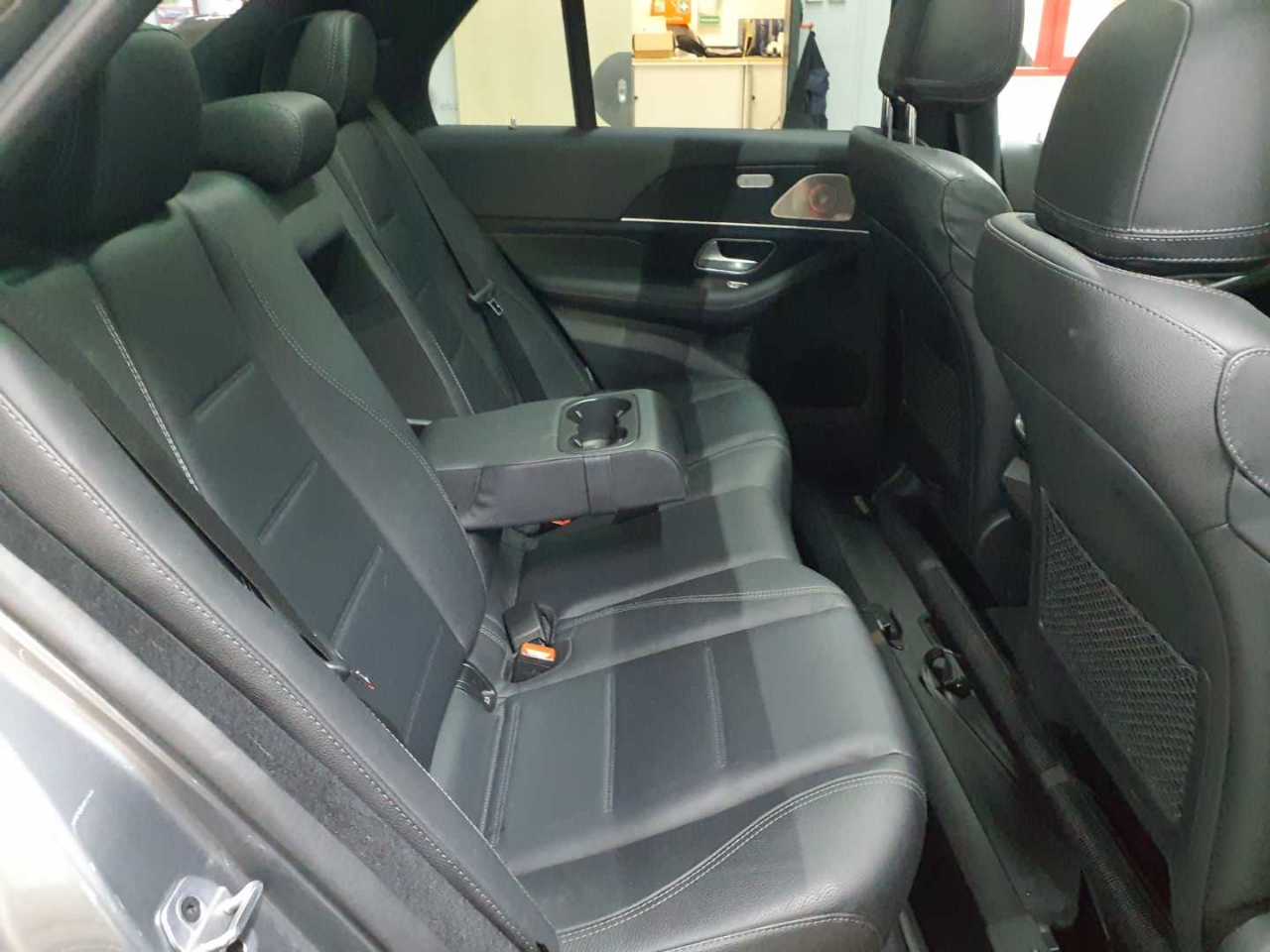 Mercedes-Benz GLE 300 d 4Matic 9G-TRONIC AMG Line 13
