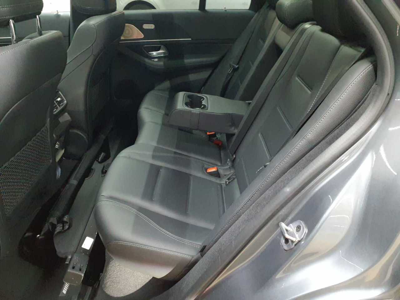 Mercedes-Benz GLE 300 d 4Matic 9G-TRONIC AMG Line 14